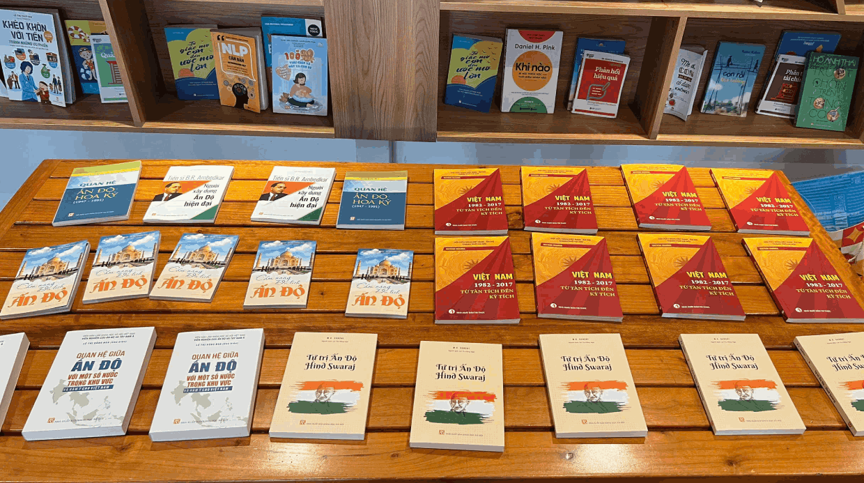 Book introduction heps spread intellectual heritage, strengthening Vietnam-India friendship