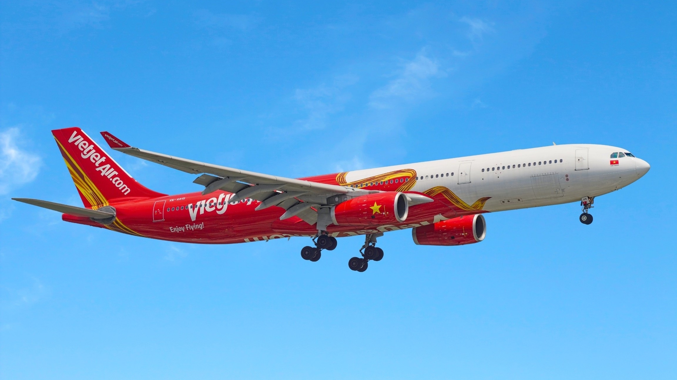 Vietjet wins “Excellence in Aviation Services & Customer Experience” Award in India
