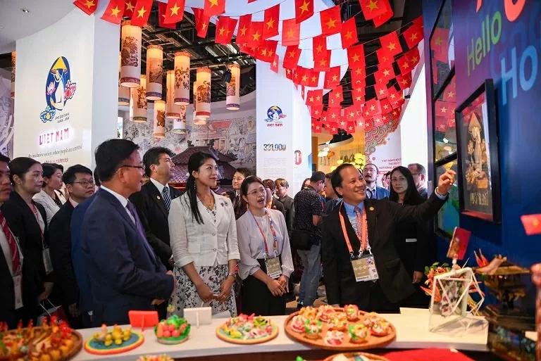 Vietnam National Day at EXPO 2025 leaves a strong impression on international friends