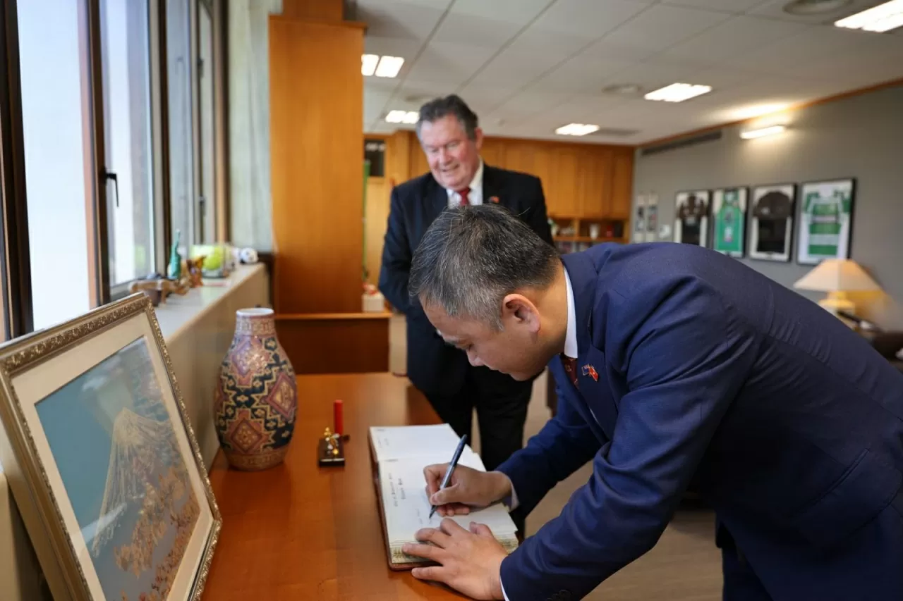 Vietnamese localities and New Zealand's Palmerston North enhance cooperation: Ambassador Vietnamese localities and New Zealand's Palmerston North enhance cooperation: Ambassador