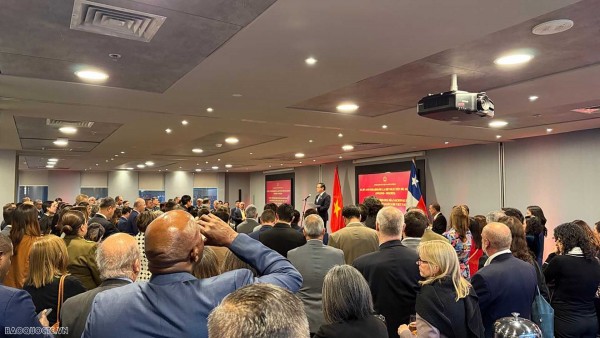Vietnamese Embassy in Chile celebrates 80th anniversary of August Revolution and National Day