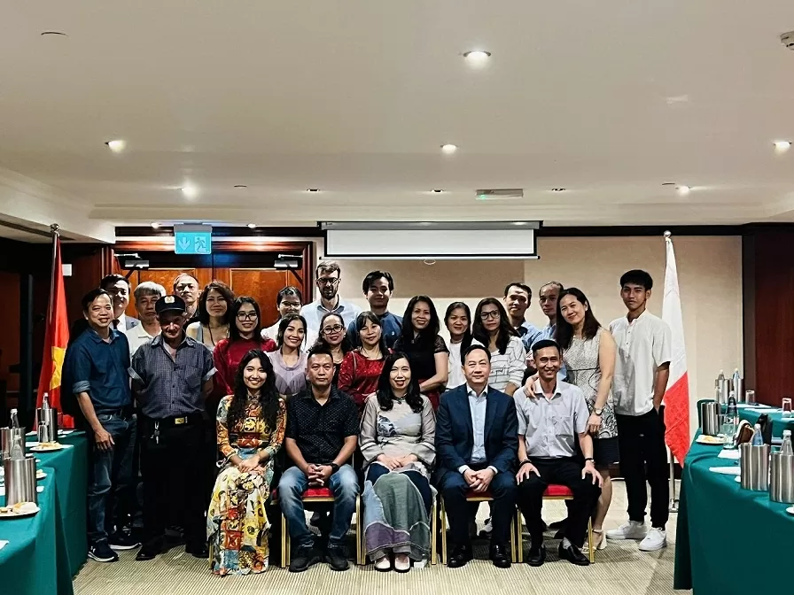 Deputy FM Le Thi Thu Hang commends efforts of Vietnamese community in Malta Deputy FM Le Thi Thu Hang commends efforts of Vietnamese community in Malta