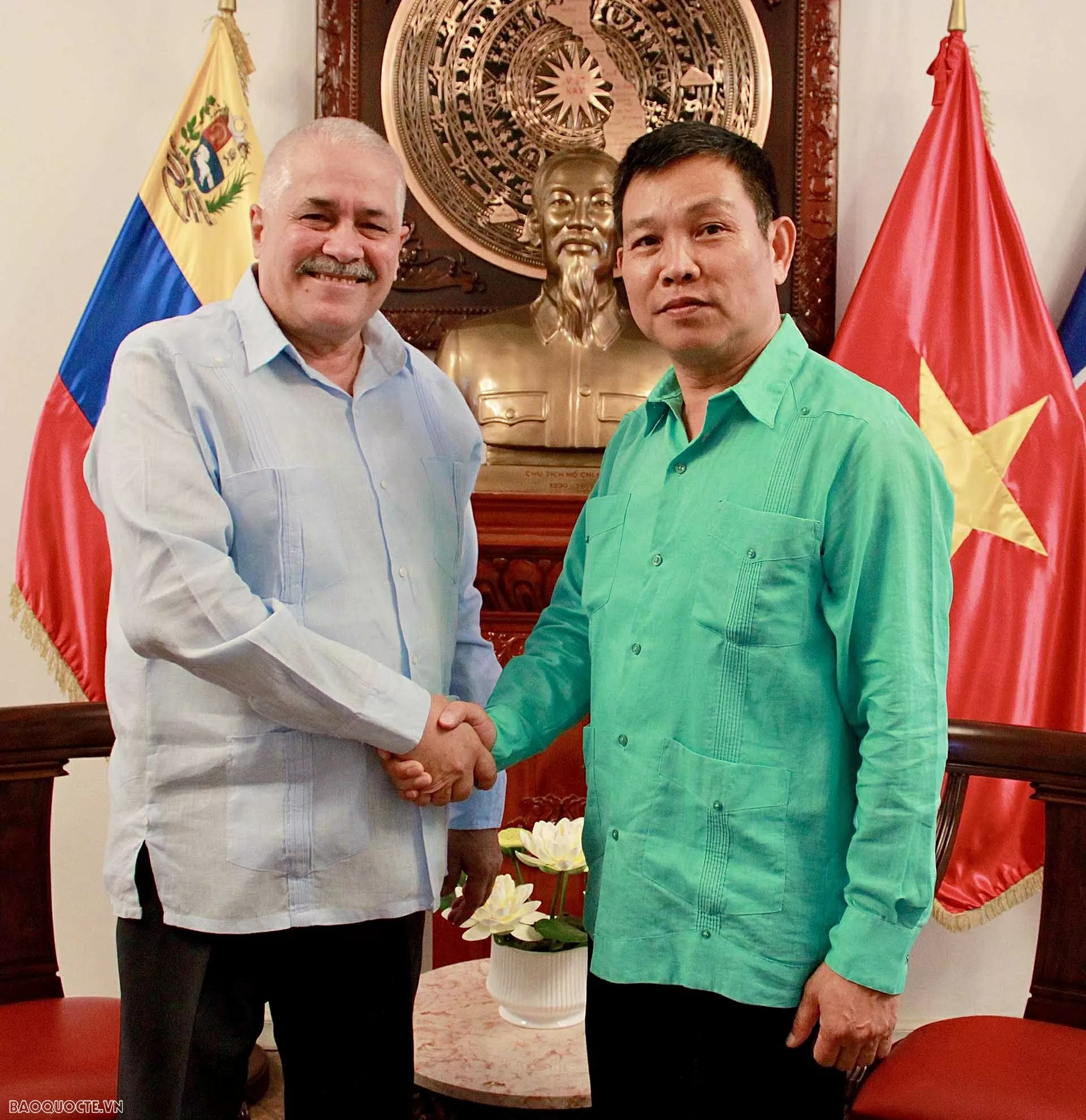 Vietnam-Cuba friendship exchange in Caracas, Venezuela: Ambassador
