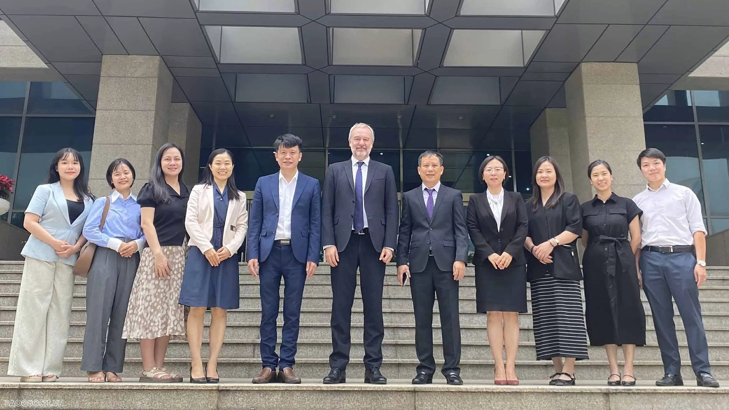 Vietnam to enhance cooperation with UNIDROIT in building and perfecting legal systems in the new era: Deputy FM Vietnam to enhance cooperation with UNIDROIT in building and perfecting legal systems in the new era: Deputy FM