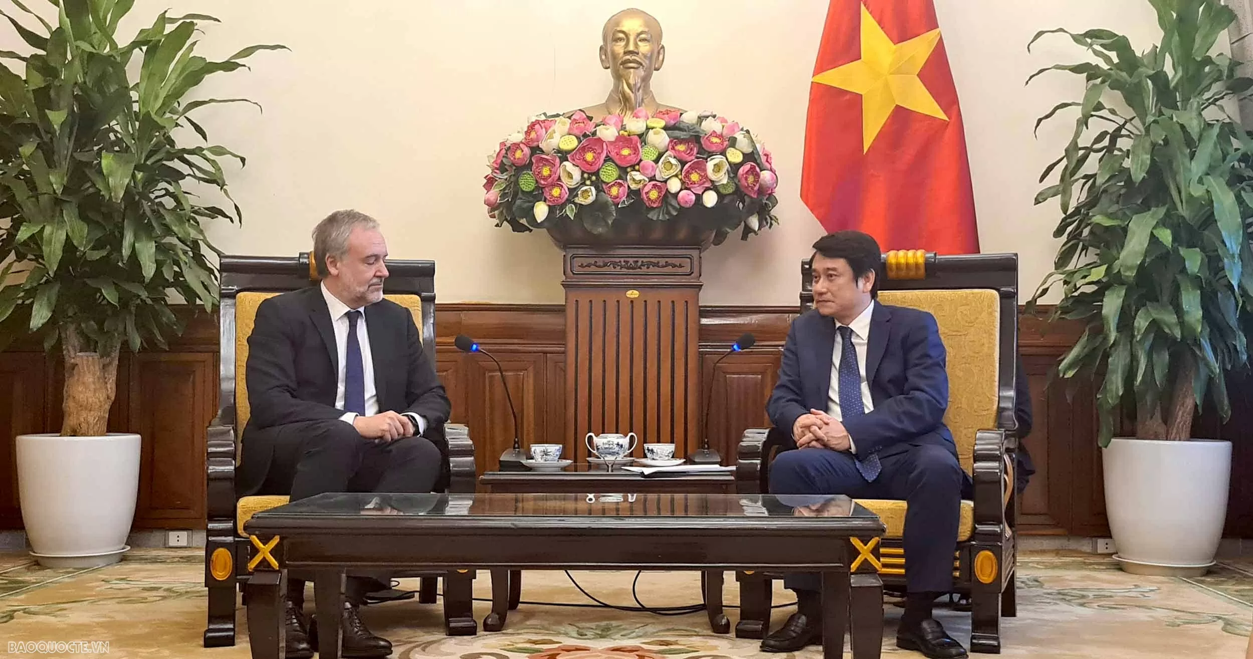 Vietnam to enhance cooperation with UNIDROIT in building and perfecting legal systems in the new era: Deputy FM Vietnam to enhance cooperation with UNIDROIT in building and perfecting legal systems in the new era: Deputy FM