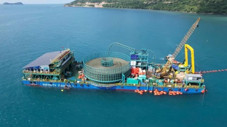 National Grid reaches Con Dao: A major milestone for the development of the Special Zone National Grid reaches Con Dao: A major milestone for the development of the Special Zone