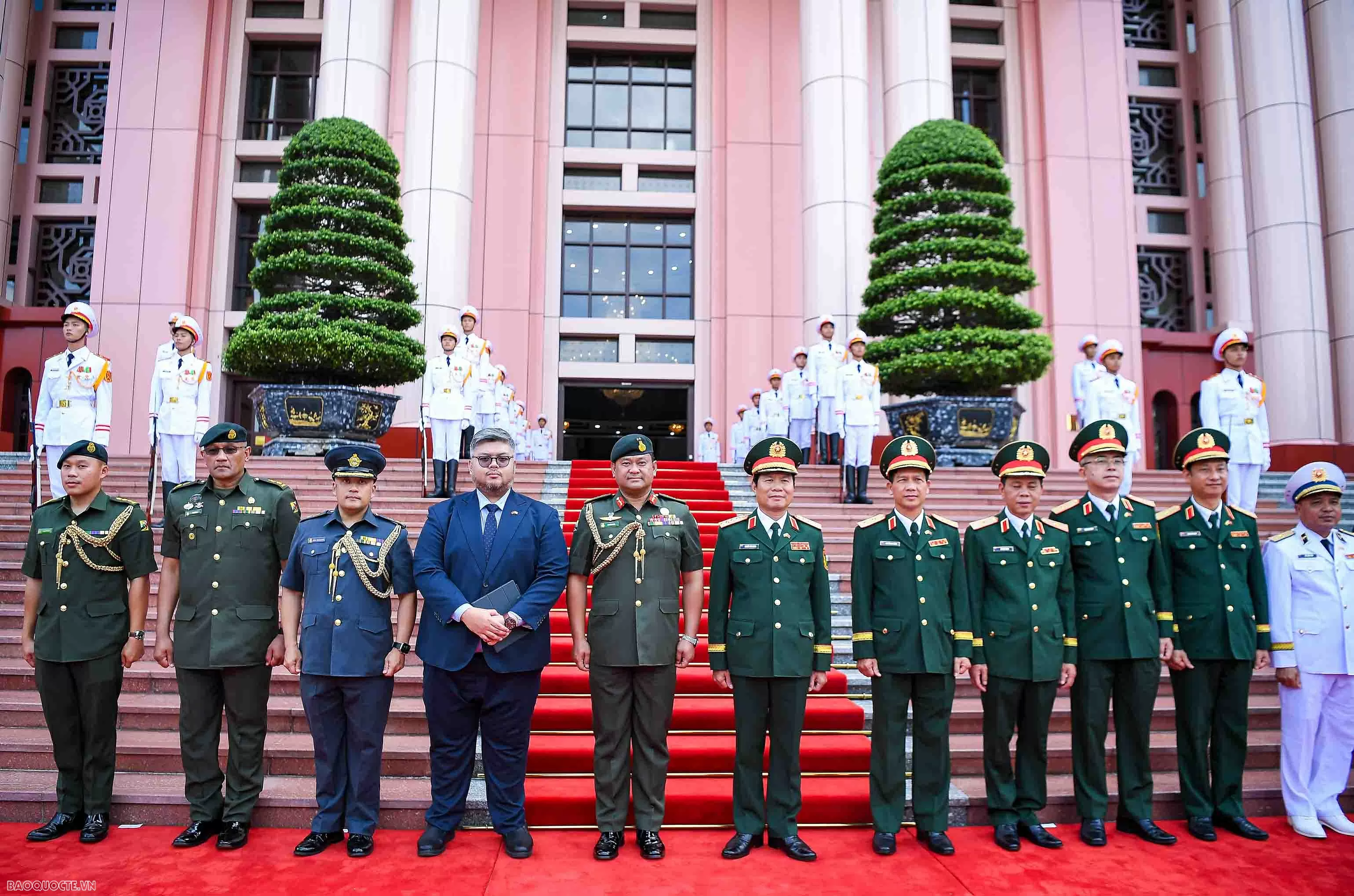 Vietnam-Brunei: Exploring new areas for defense cooperation development Vietnam-Brunei: Exploring new areas for defense cooperation development