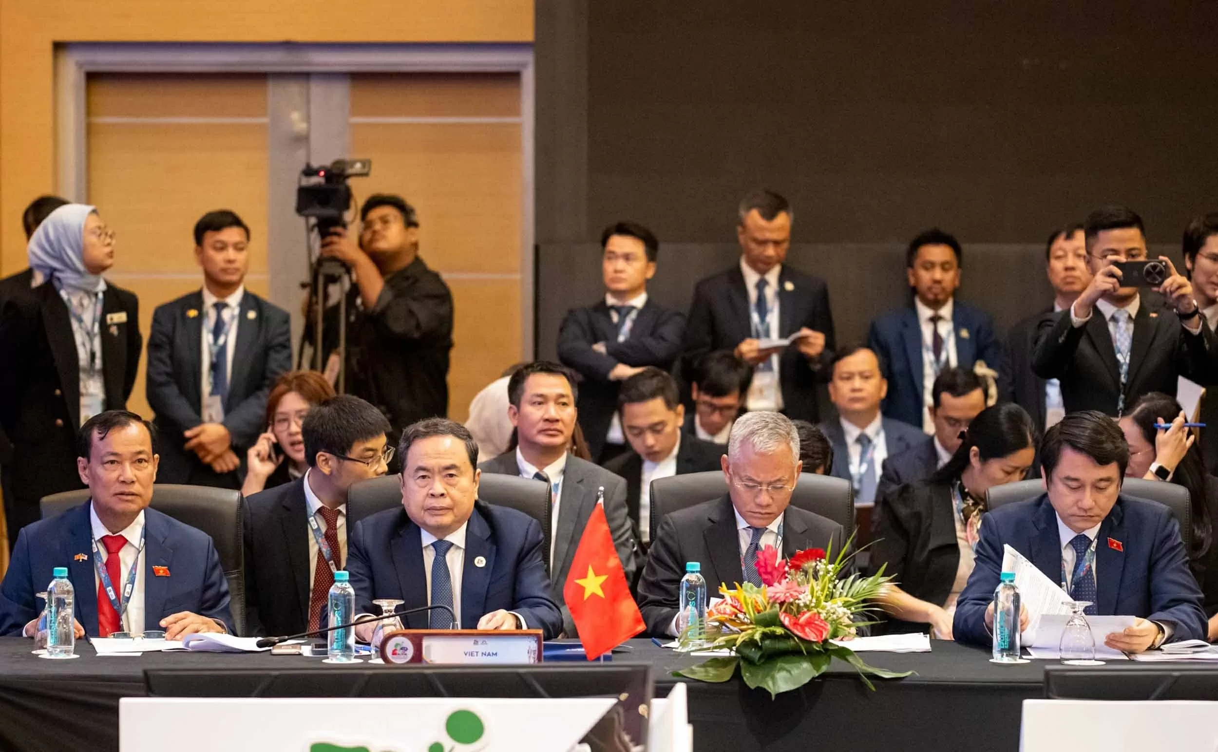 NA Chairman Tran Thanh Man attends AIPA-46 Meeting in Kuala Lumpur NA Chairman Tran Thanh Man attends AIPA-46 Meeting in Kuala Lumpur