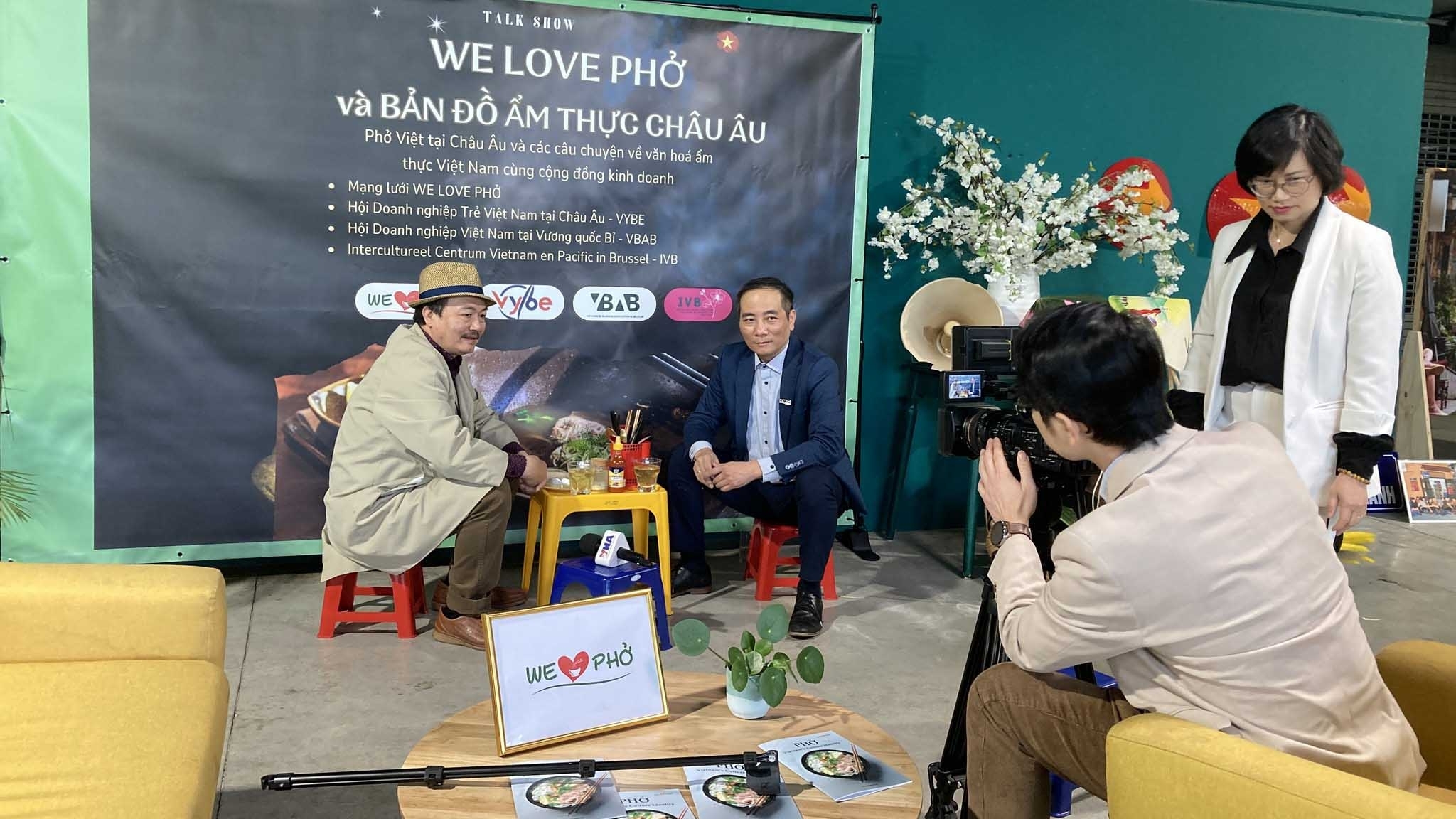 Overseas Vietnamese and the aspiration to elevate Vietnam's global profile (Part I): Mapping Vietnamese Cuisine