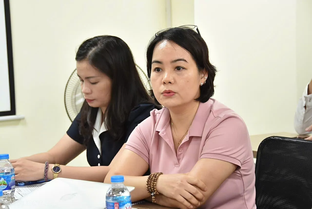 Promoting close ties between journalism and scientific research in the new context: The World and Vietnam Report Promoting close ties between journalism and scientific research in the new context: The World and Vietnam Report