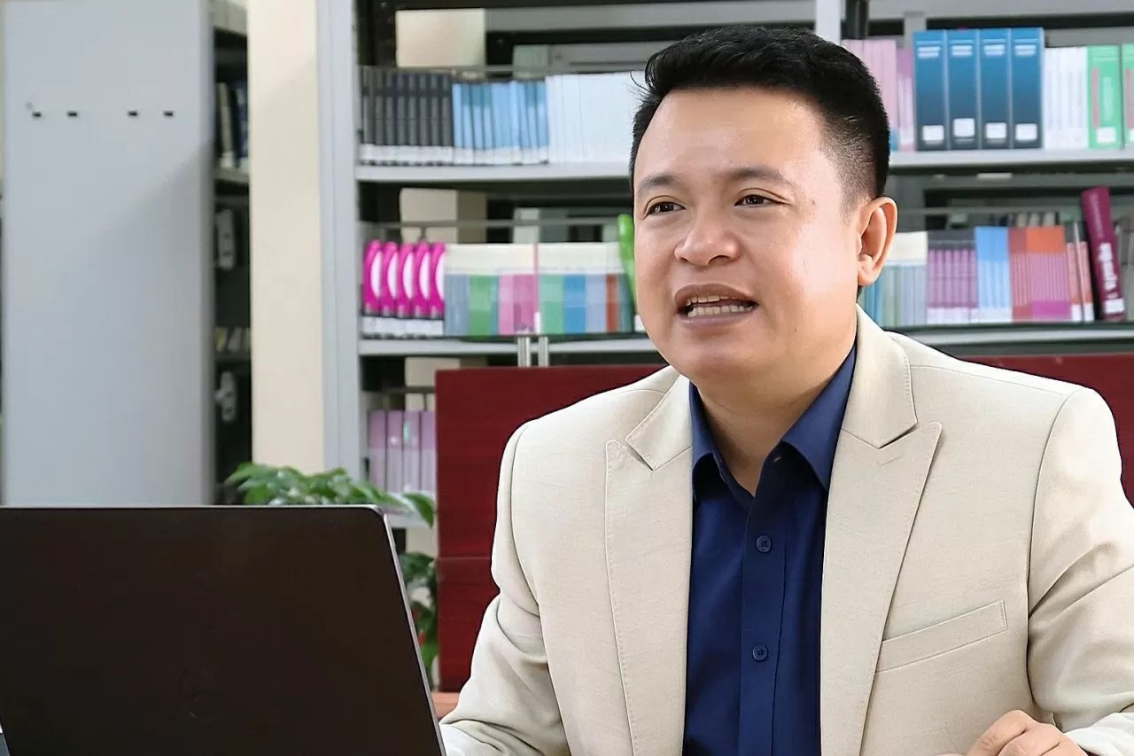 Building ideological resilience in youth as ‘shields’ against toxic information in cyberspace: Scholar Building ideological resilience in youth as ‘shields’ against toxic information in cyberspace: Scholar