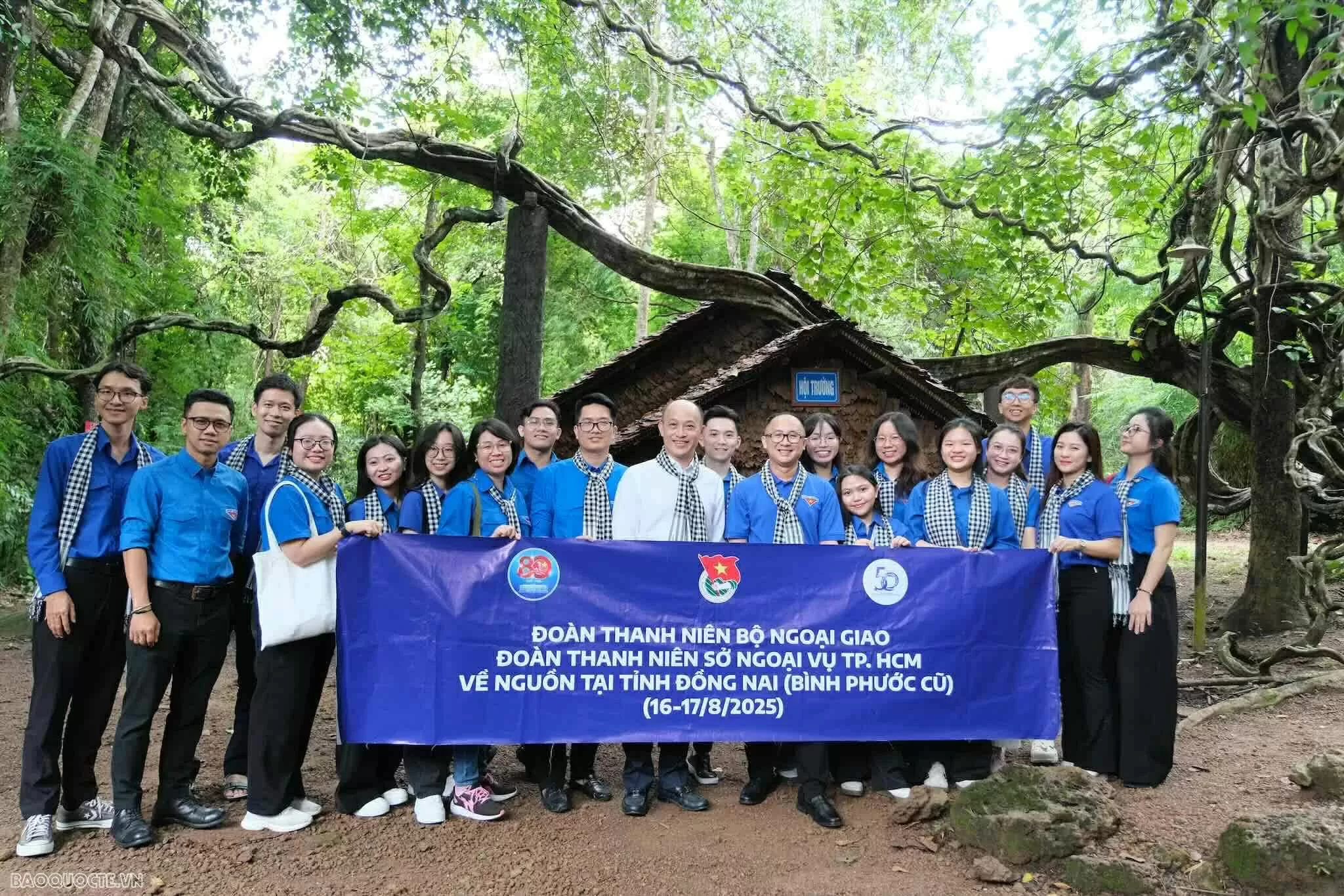Building ideological resilience in youth as ‘shields’ against toxic information in cyberspace: Scholar Building ideological resilience in youth as ‘shields’ against toxic information in cyberspace: Scholar