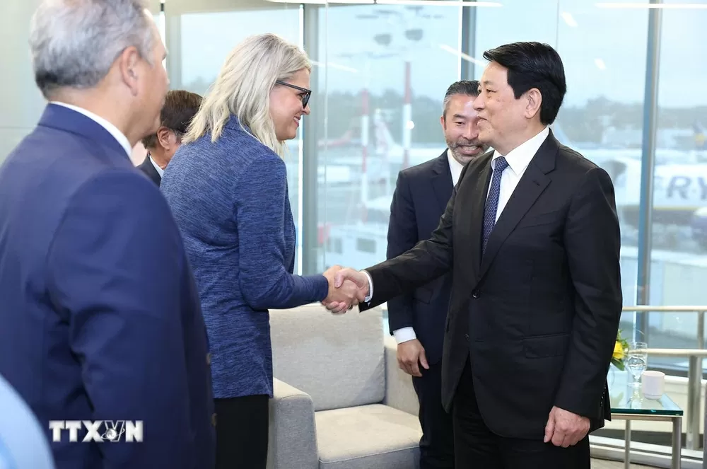 President Luong Cuong receives US’s Oregon State legislators