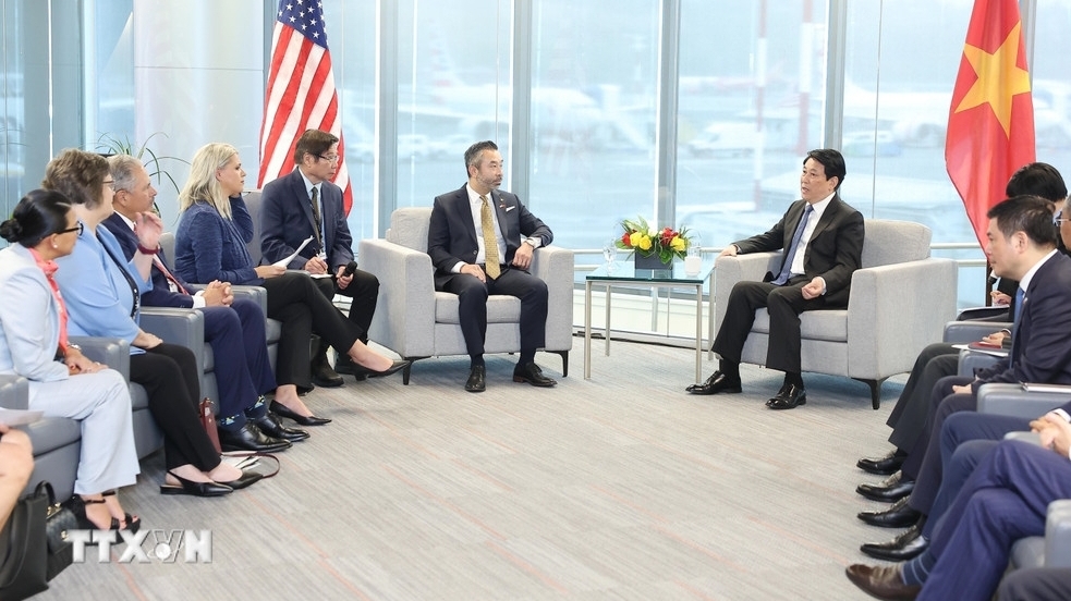 President Luong Cuong receives US’s Oregon State legislators