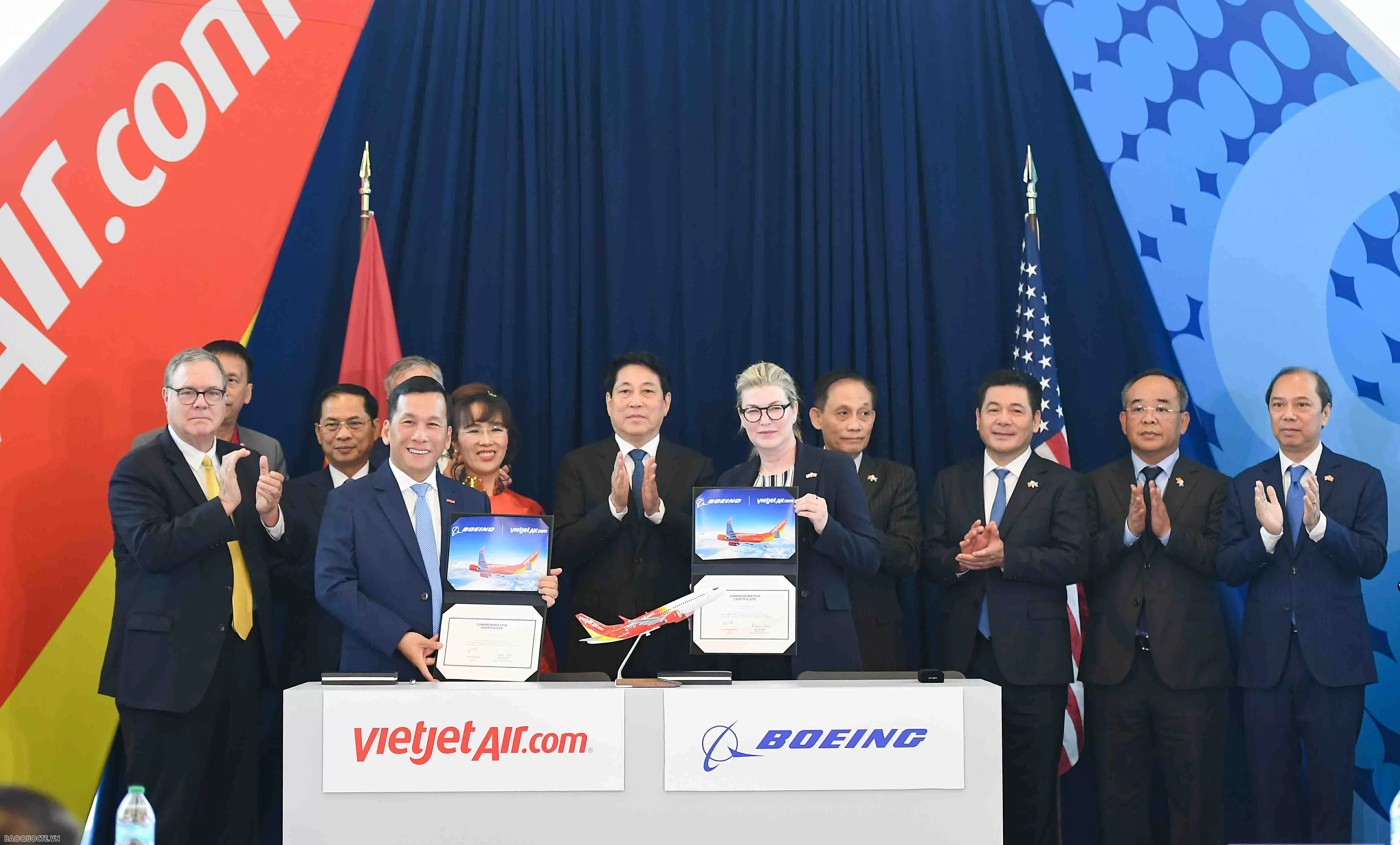 President Luong Cuong attends Boeing–Vietjet aircraft handover in Seattle