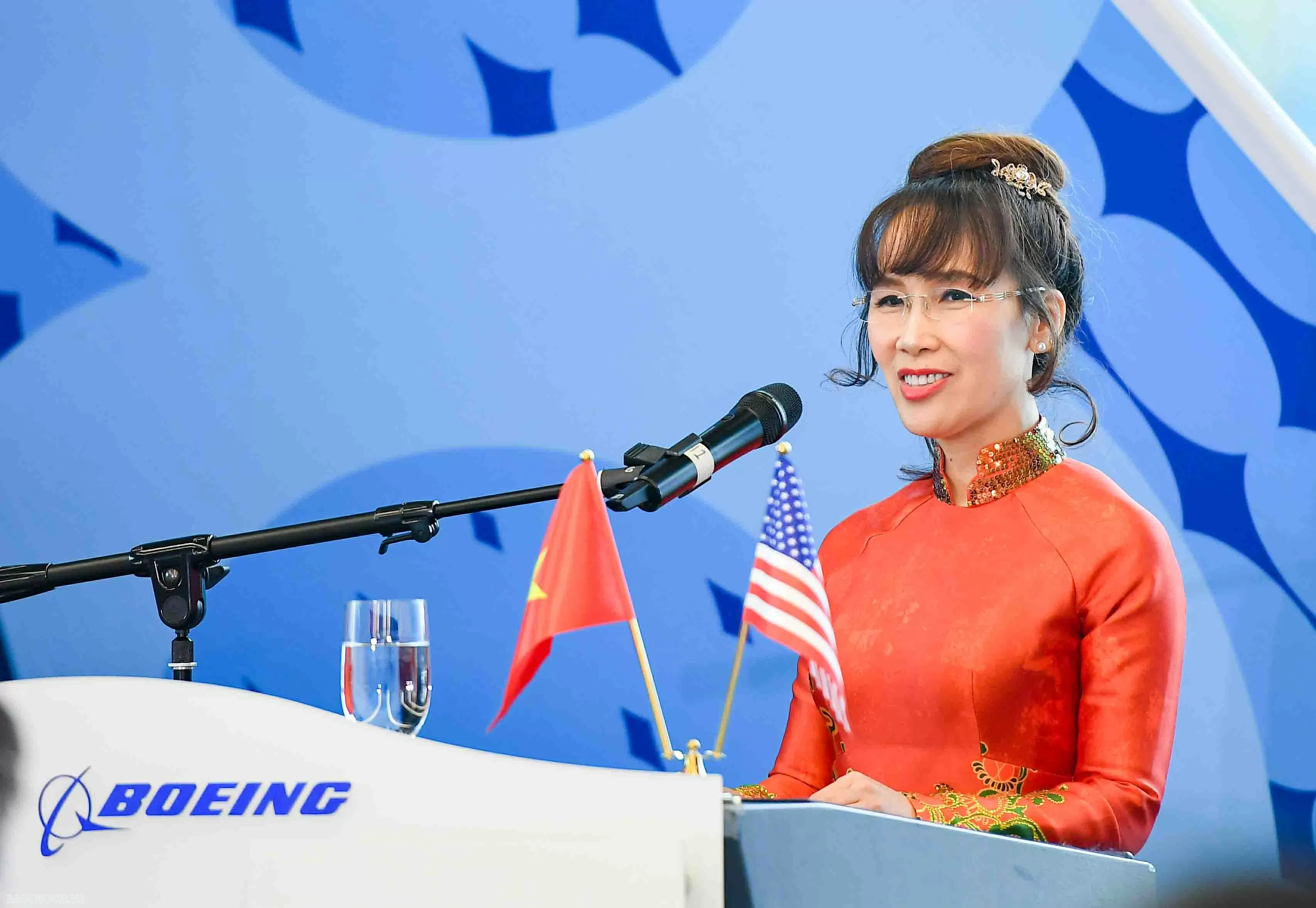 President Luong Cuong attends Boeing–Vietjet aircraft handover in Seattle