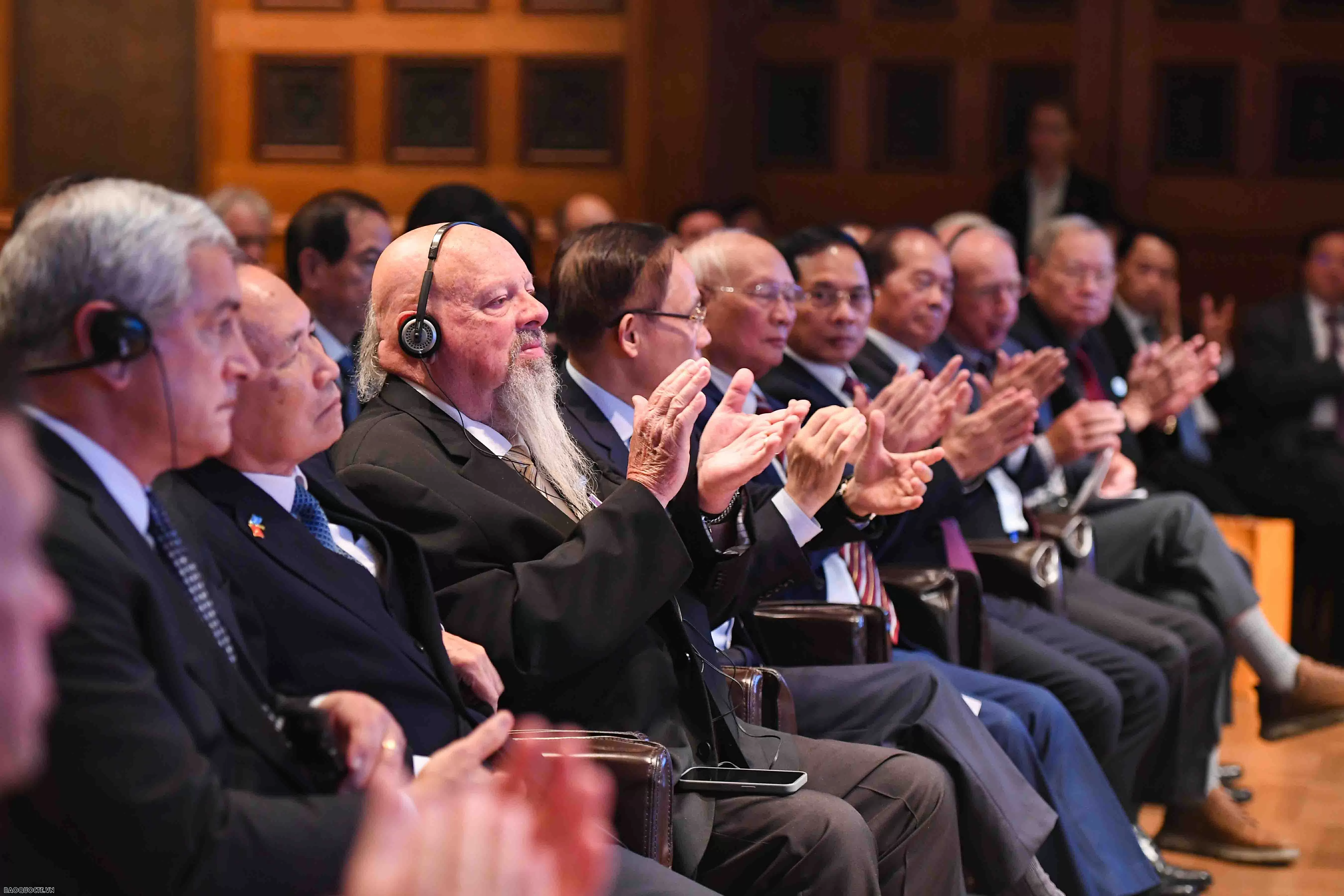 President Luong Cuong's meeting with Vietnam–U.S. veterans embodies the unifying strength of peace, compassion, and reconciliation President Luong Cuong's meeting with Vietnam–U.S. veterans embodies the unifying strength of peace, compassion, and reconciliation