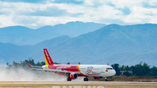 Vietjet suspends flights on September 24 due to super Typhoon Ragasa