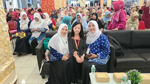 Overseas Vietnamese and the aspiration to elevate Vietnam's global profile (Part II): Building literary bridges