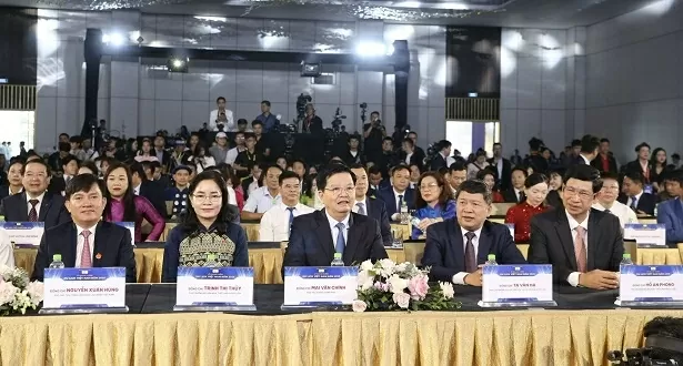 Vietnam Tourism Awards 2025 honors 113 outstanding enterprises and units Vietnam Tourism Awards 2025 honors 113 outstanding enterprises and units
