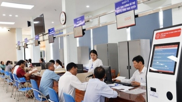 Politburo issued Conclusion on performance of two-tier local administration