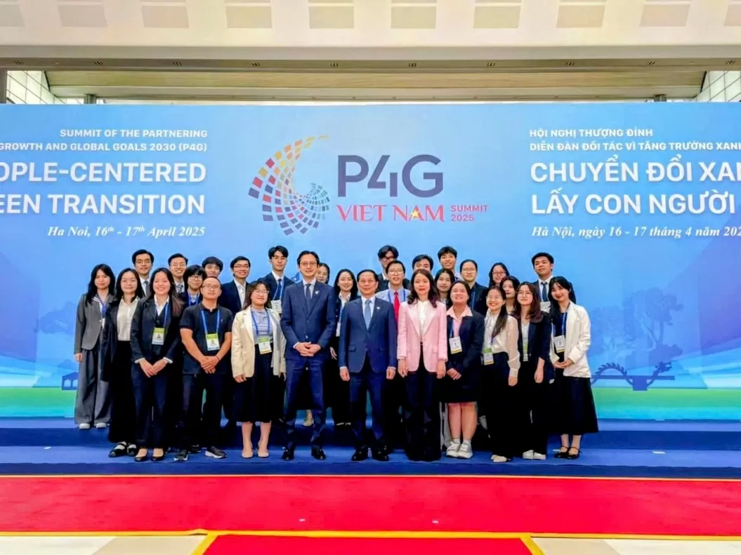 DAV students embody young aspirations on the diplomatic front