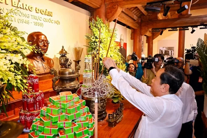 Top legislator attends inauguration of memorial site of late Chairman of NA Standing Committee Top legislator attends inauguration of memorial site of late Chairman of NA Standing Committee