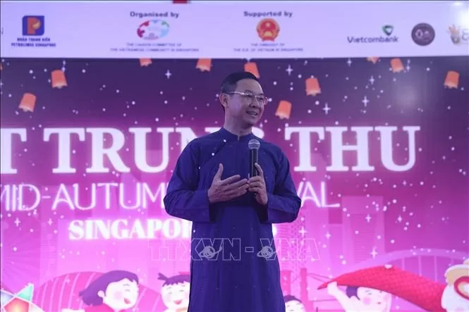 Vietnamese Community celebrates Mid-Autumn Festival in Singapore