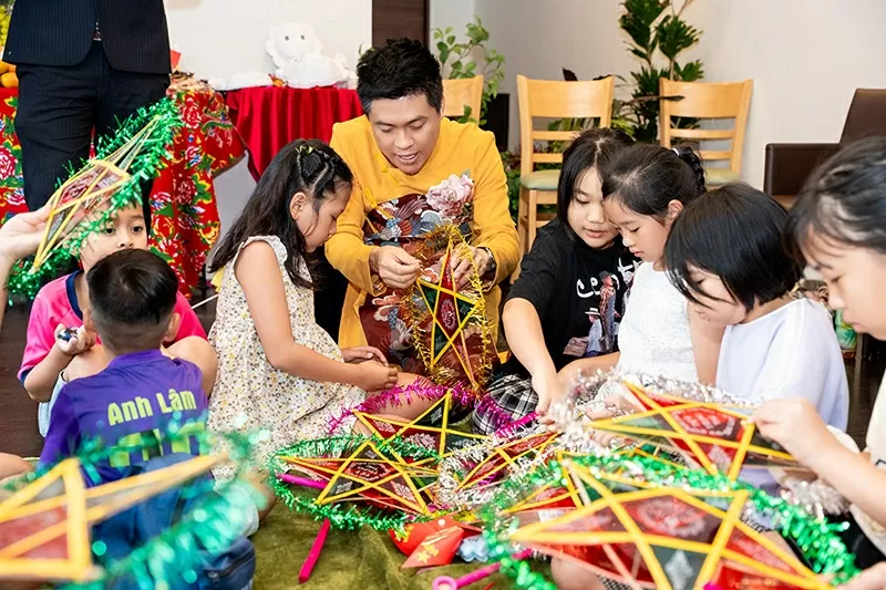 Joyful Mid-Autumn Festival in Fukuoka