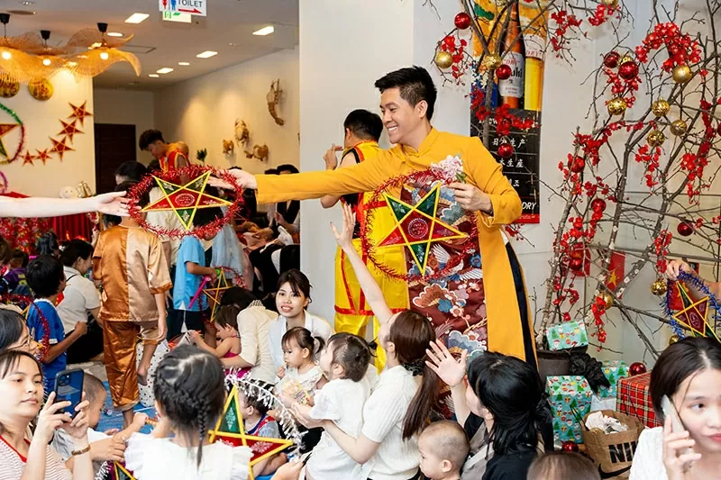 Joyful Mid-Autumn Festival in Fukuoka