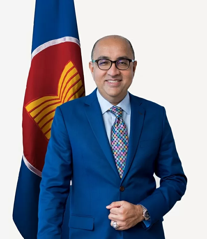 Celebrating success, embracing challenges: The Future of the ASEAN Economic Community (AEC) Celebrating success, embracing challenges: The Future of the ASEAN Economic Community (AEC)