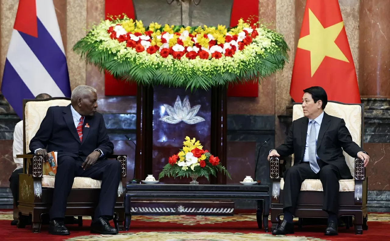 President Luong Cuong welcomes Cuban top legislator Esteban Lazo Hernandez