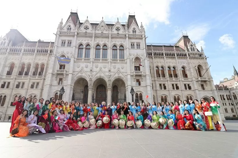 Launch of Vietnamese Ao Dai Culture Month in Europe