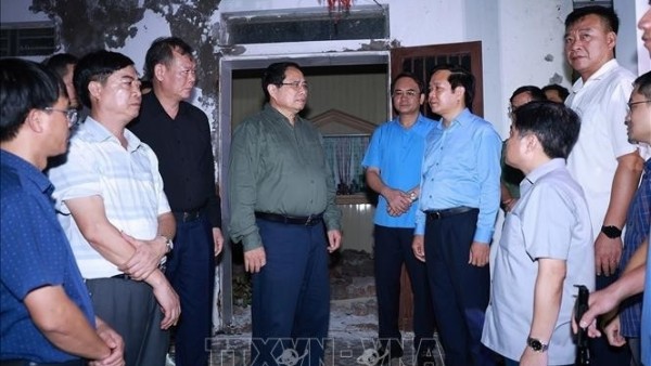 Prime Minister Pham Minh Chinh inspects storm-hit areas, directs urgent recovery efforts