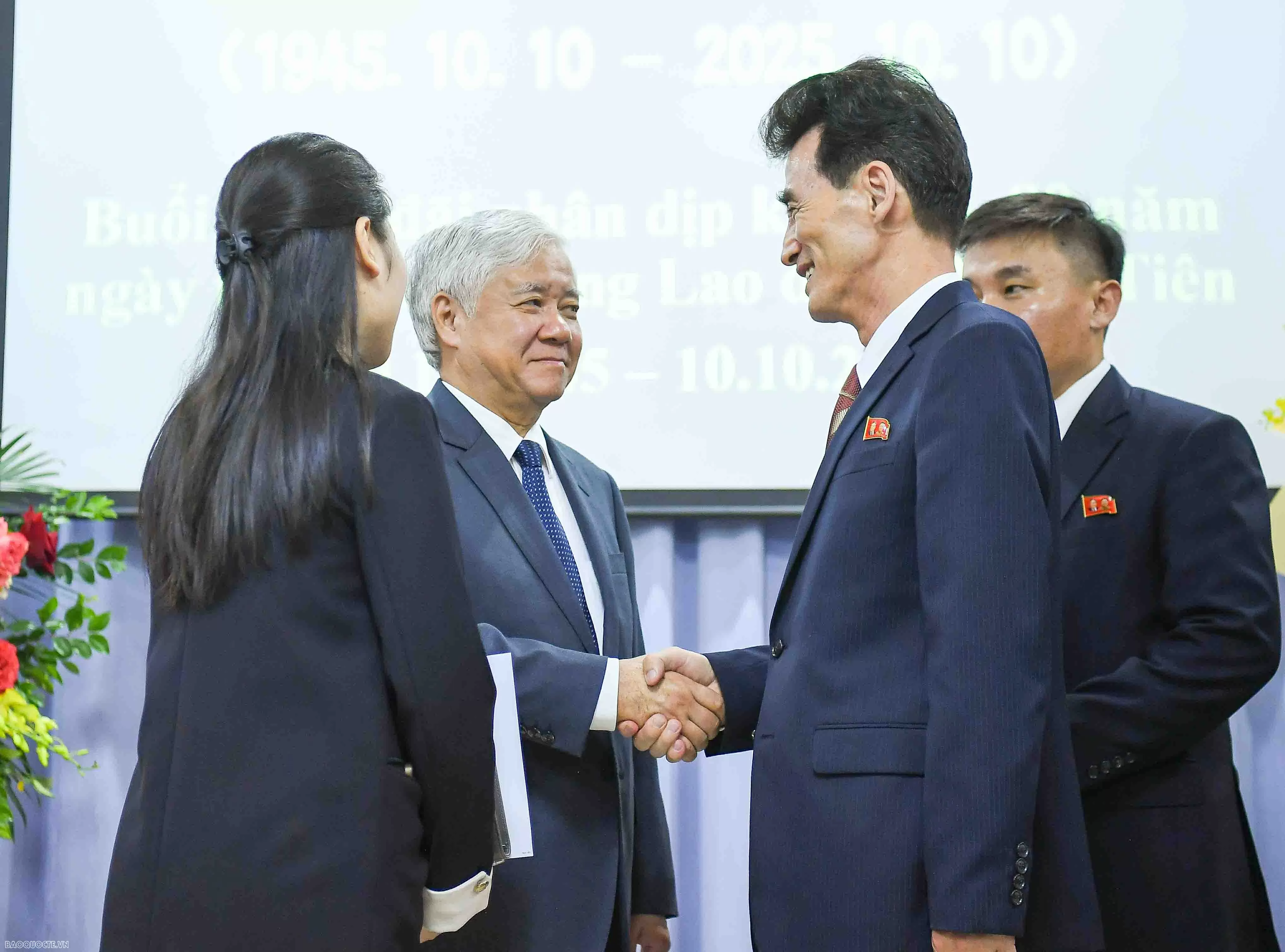 VFF President Do Van Chien attends DPRK recepcion to maintain the tradition of mutual support