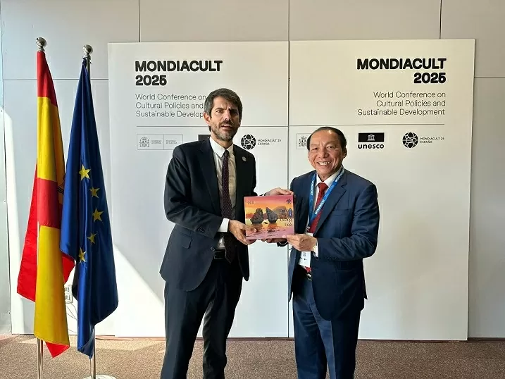 Vietnam proposes initiatives to implement the Decade of Culture for Sustainable Development: Minister