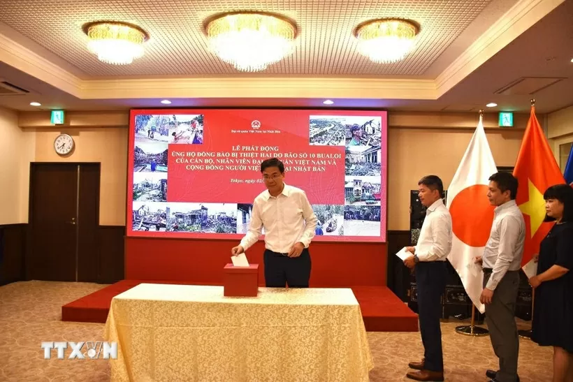 Vietnamese Embassy in Japan joins hands to support Typhoon No. 10 victims Vietnamese Embassy in Japan joins hands to support Typhoon No. 10 victims