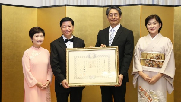 Former Deputy FM, Ambassador Nguyen Quoc Cuong awarded Japan’s Order of the Rising Sun