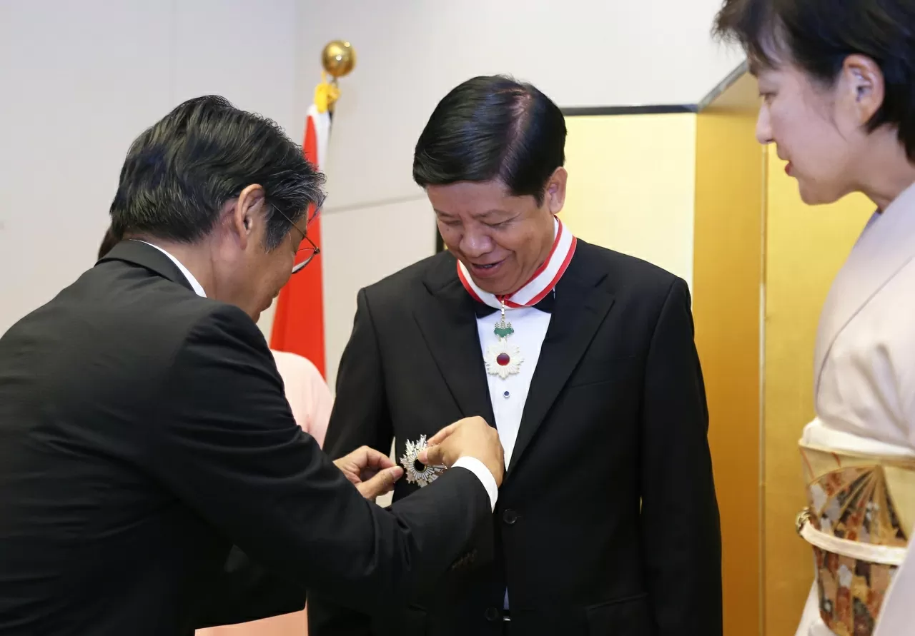 Former Deputy FM, Ambassador Nguyen Quoc Cuong awarded Japan’s Order of the Rising Sun Former Deputy FM, Ambassador Nguyen Quoc Cuong awarded Japan’s Order of the Rising Sun