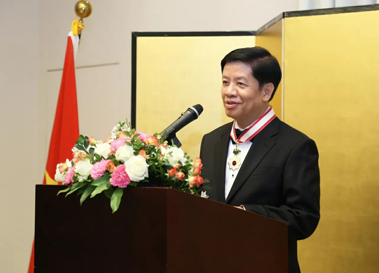 Former Deputy FM, Ambassador Nguyen Quoc Cuong awarded Japan’s Order of the Rising Sun Former Deputy FM, Ambassador Nguyen Quoc Cuong awarded Japan’s Order of the Rising Sun