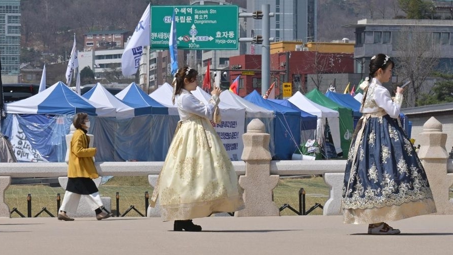Korea: Foreign tourists seeking K-content experiences boost consumption