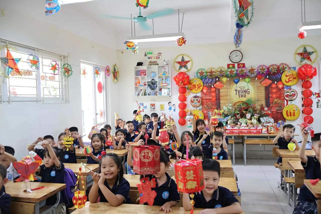 Mid-Autumn Festival 2025: Igniting beautiful dreams