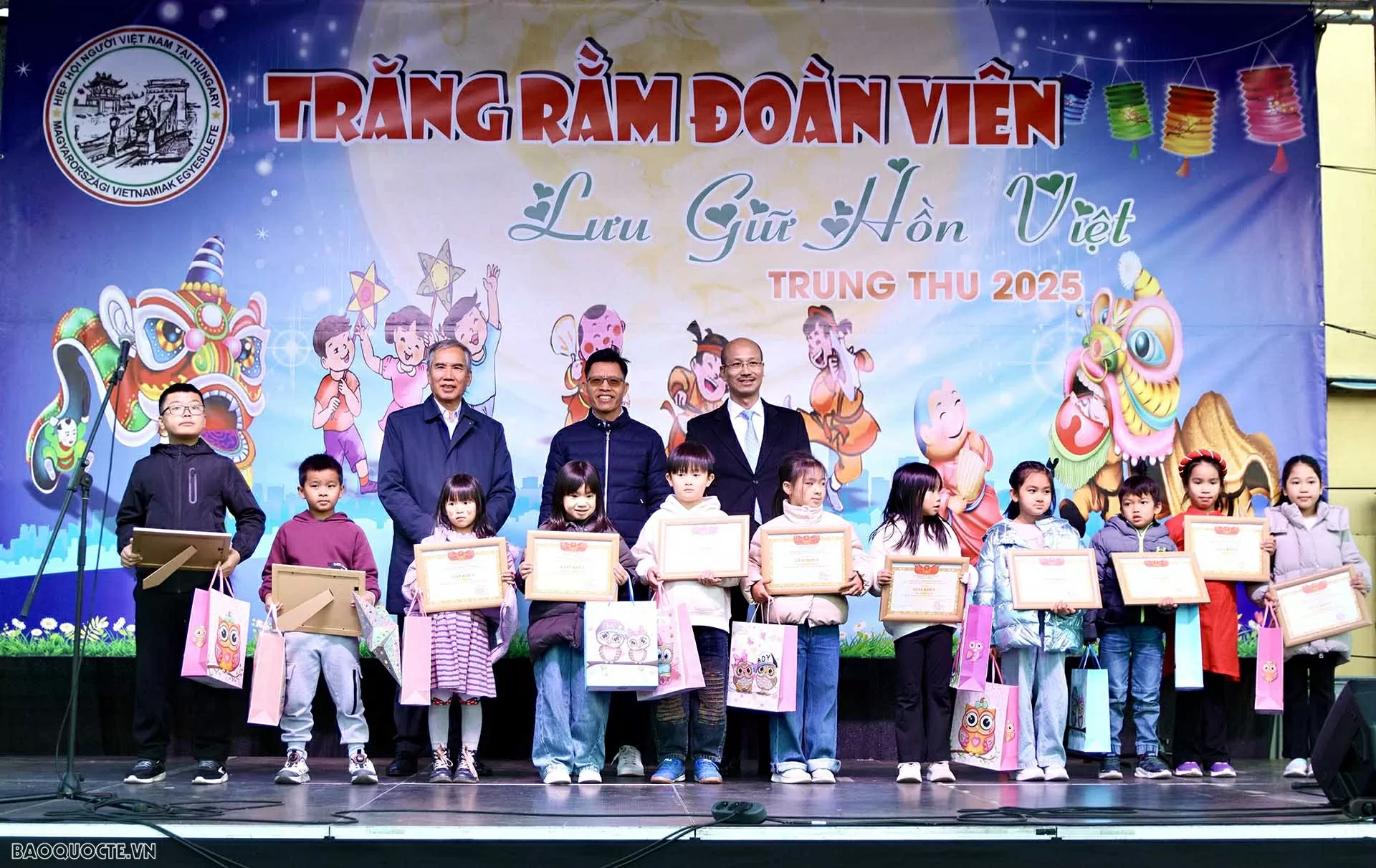 Vietnamese community in Hungary hosts Mid-Autumn Festival 2025: Fostering love, preserving cultural identity