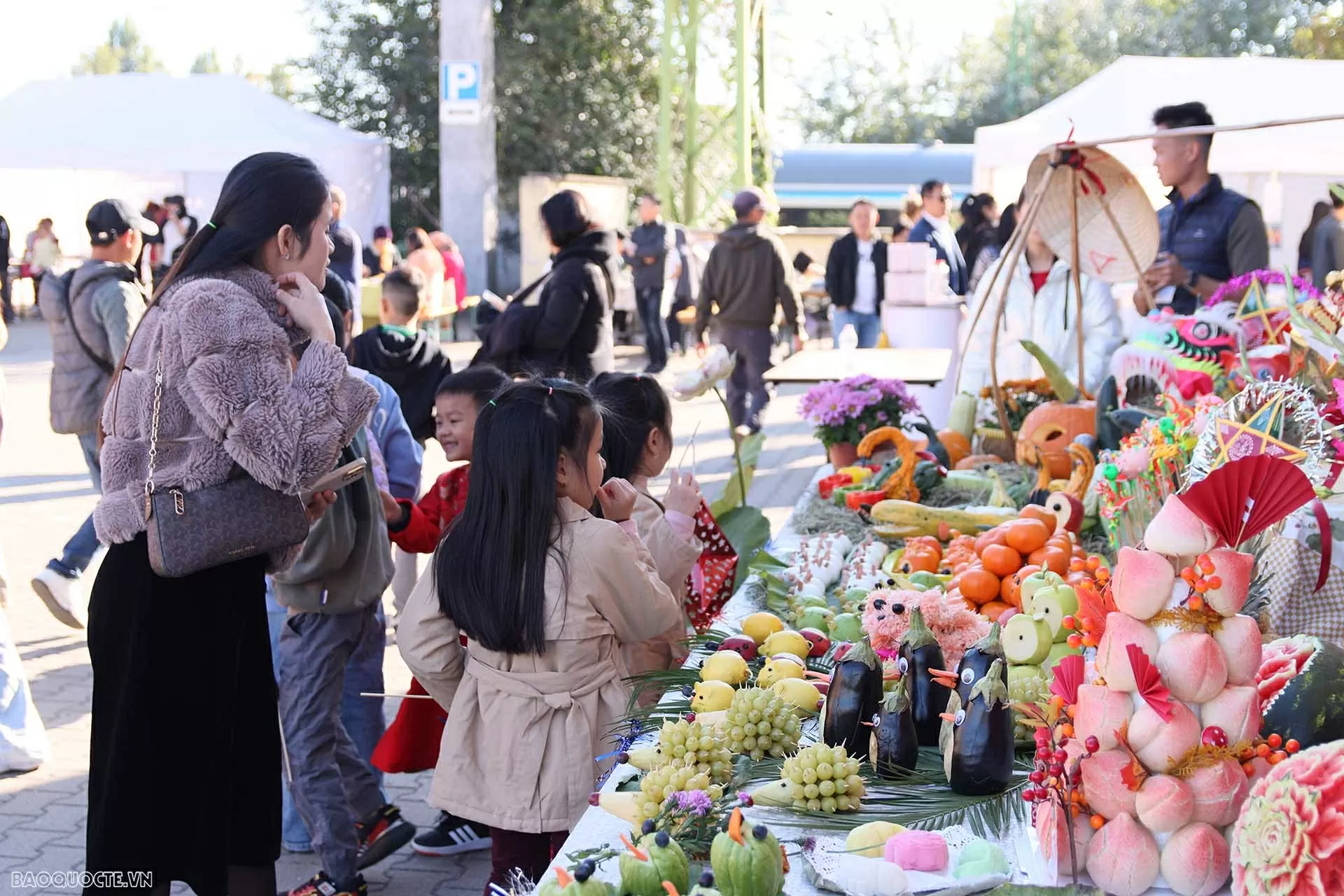 Vietnamese community in Hungary hosts Mid-Autumn Festival 2025: Fostering love, preserving cultural identity