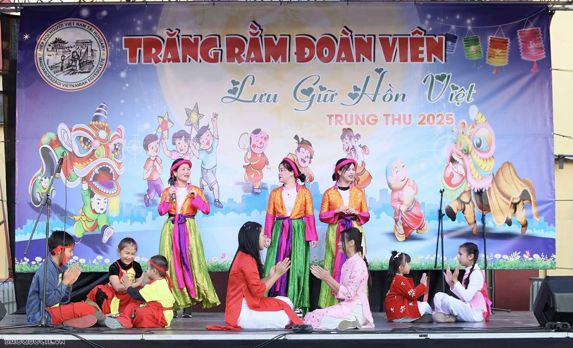 Vietnamese community in Hungary hosts Mid-Autumn Festival 2025: Fostering love, preserving cultural identity