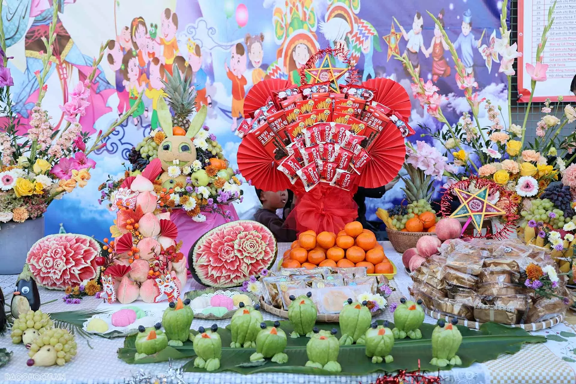 Vietnamese community in Hungary hosts Mid-Autumn Festival 2025: Fostering love, preserving cultural identity