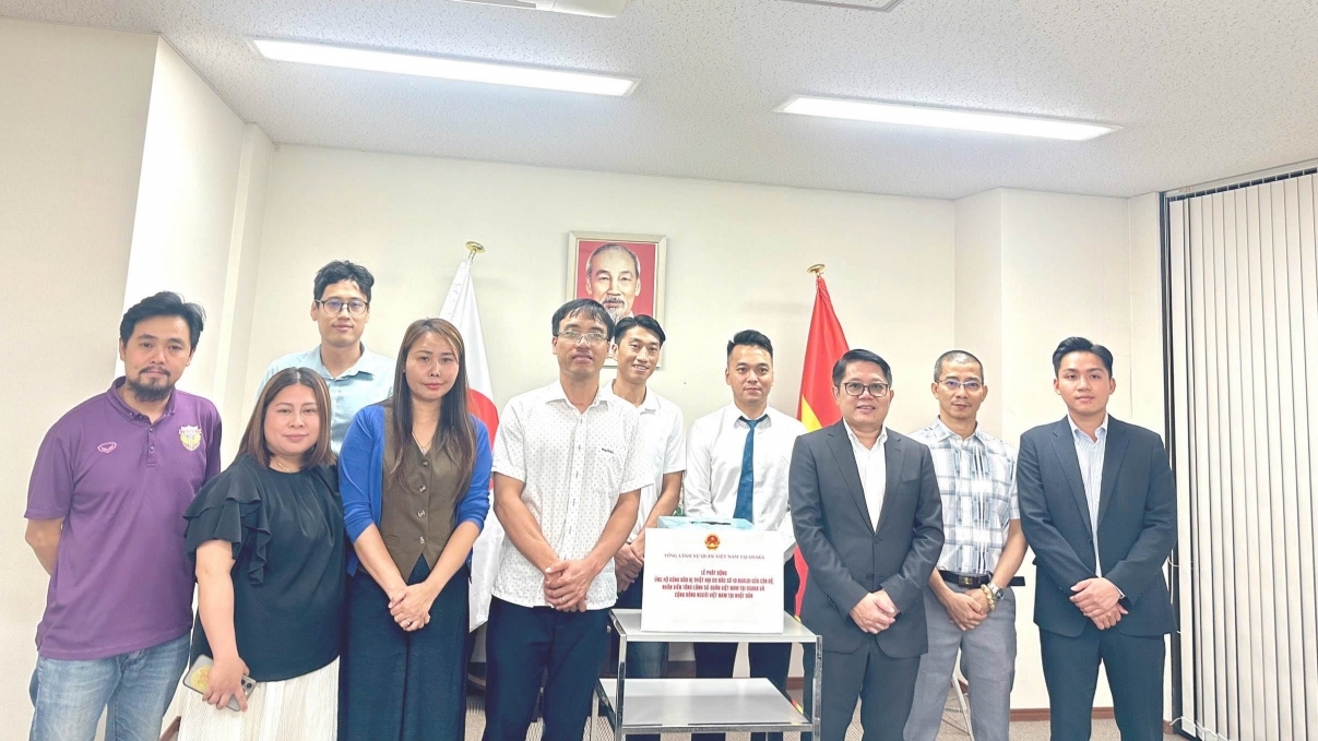 Vietnam Consulate General in Osaka launches support campaign for people affected by Typhoon No. 10