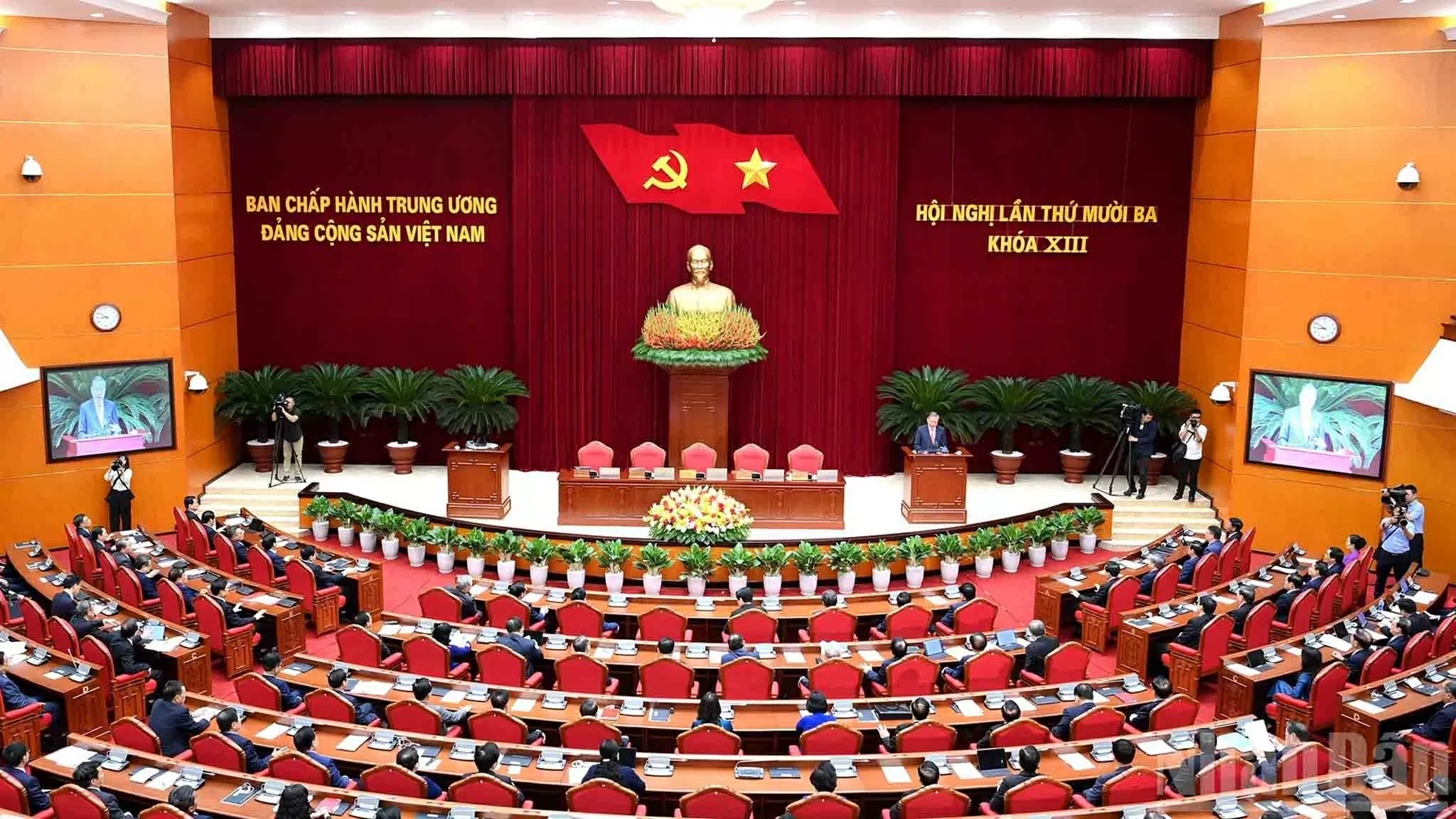 General Secretary To Lam's closing speech at the 13th Plenum of the 13th Party Central Committee General Secretary To Lam's closing speech at the 13th Plenum of the 13th Party Central Committee