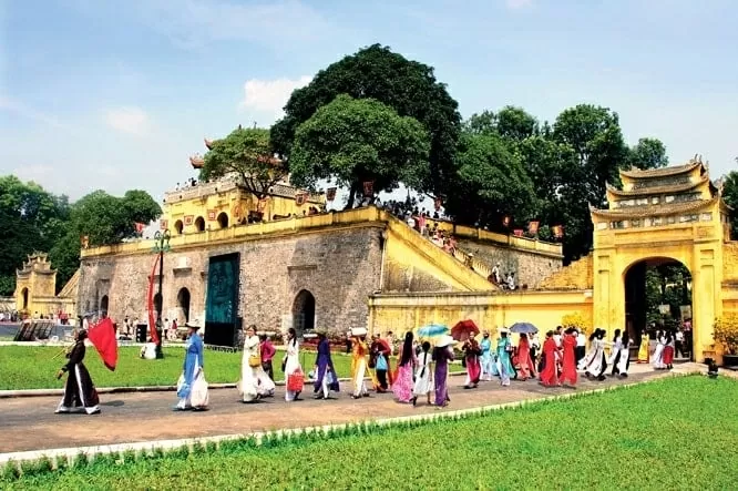 Building a destination brand for culture and art enthusiasts in Hanoi: Thang Long Imperial Citadel