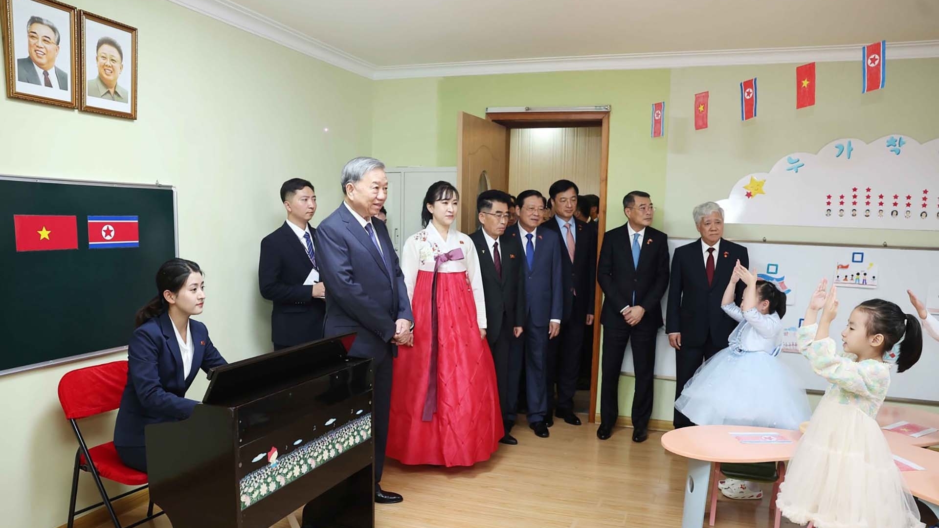General Secretary To Lam visits Kyongsang kindergarten, attends WPK’s anniversary show